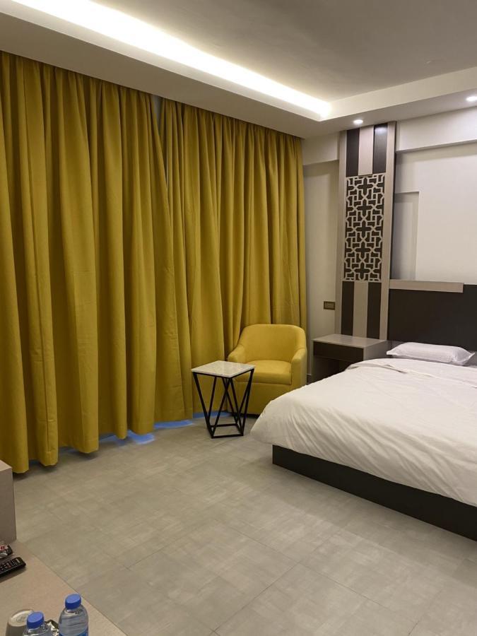 Alfalak Hotel 锡卜 外观 照片